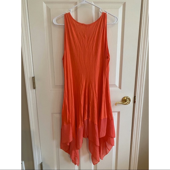 Dress - Picture 3 of 3